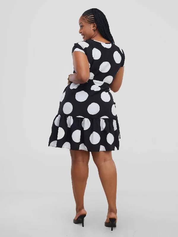 Lizola Adaego Polka Dot Shift Dress - Black / White