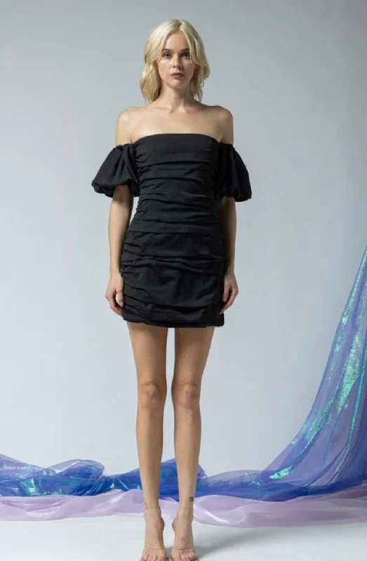 PLEATED SATIN DRESS IN BLACK