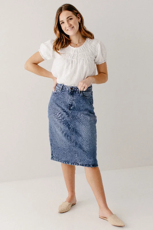 'Robyn' Classic Denim Skirt in Medium Wash