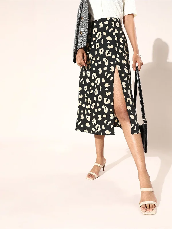 Berrylush Women Black & White Abstract Printed Thigh-High Slit Straight A-Line Midi Skirt