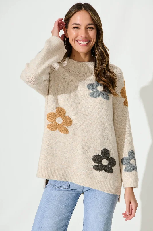 Aster Knit In Beige With Flower Wool Blend