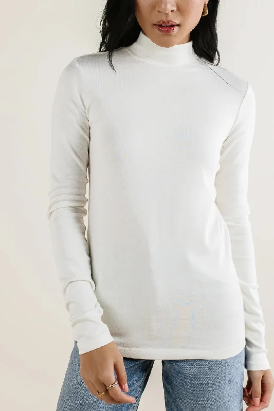 Alani Mock Neck Top in Ivory