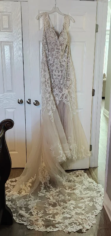 Limited-Time Price Drop!Allure Couture C602