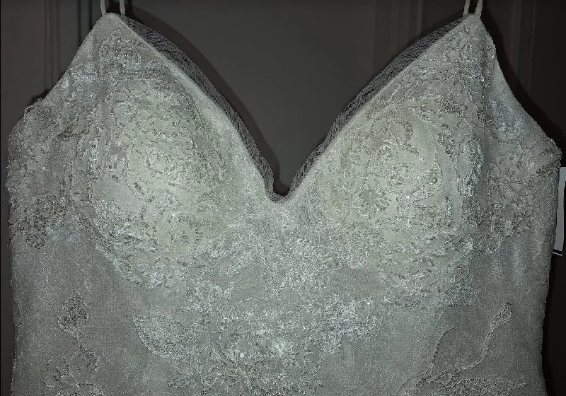 Limited Deals, Unlimited Savings!David's Bridal 10012834