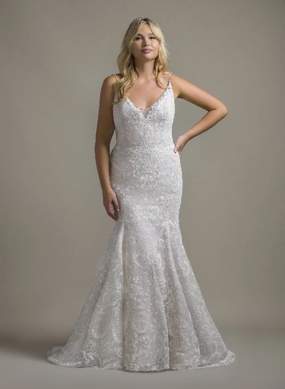 Don’t Wait – Shop Today!Hayley Paige Haruki - Size 24