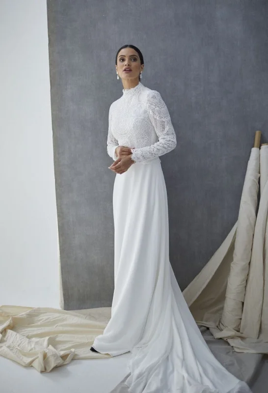 Every Deal is a Steal!Hera Couture Adele - Size 10