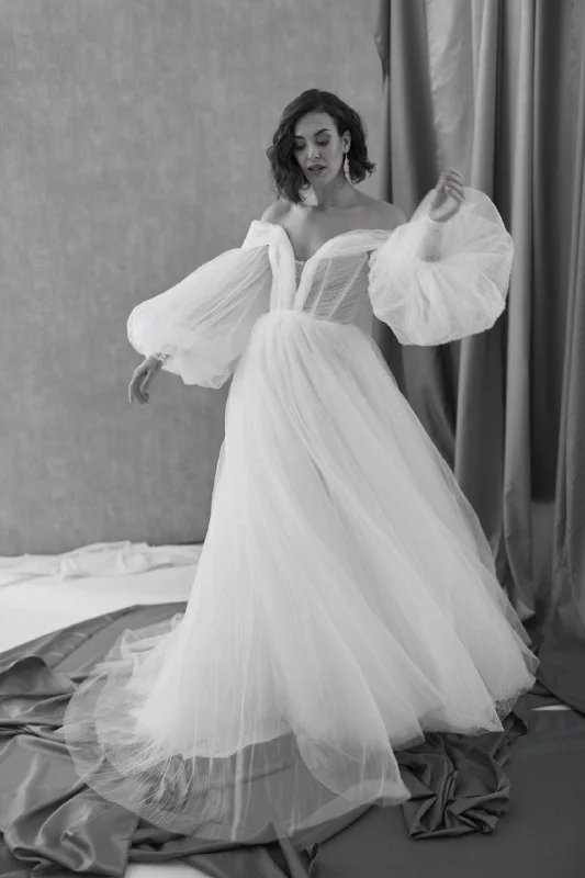 Save More with Every Purchase!Hera Couture Astrid - Size 18