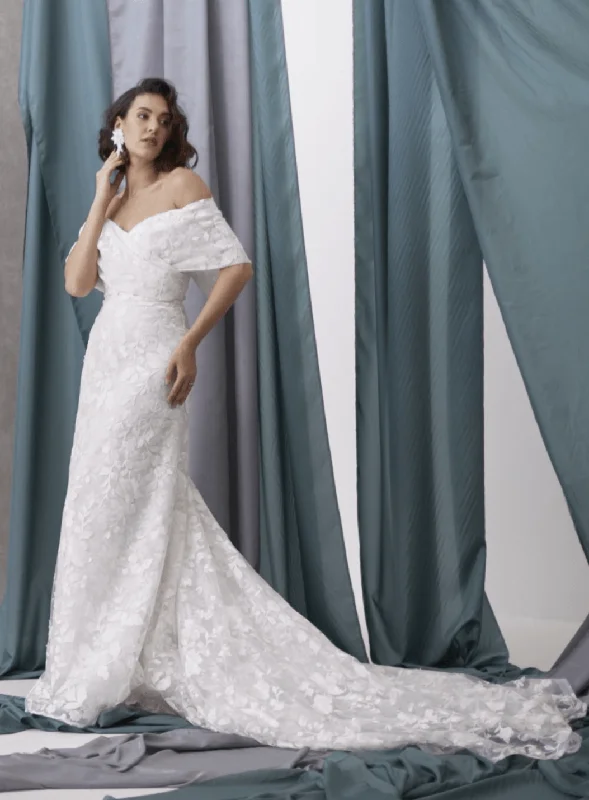 Hurry! While Supplies Last!Hera Couture Cassi - Size 20
