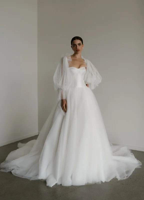 Mega Sale Happening Now!Hera Couture Florence - Size 12