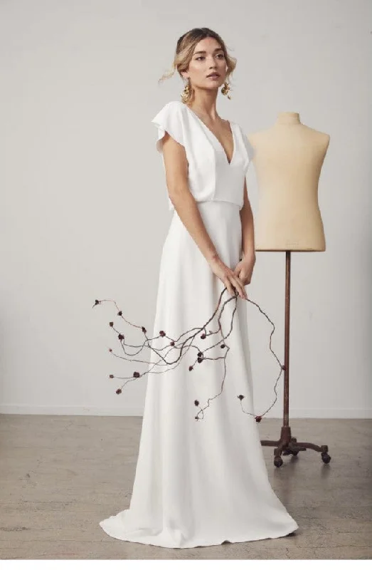 Great Deals, Just for You!Hera Couture Indra - Size 10
