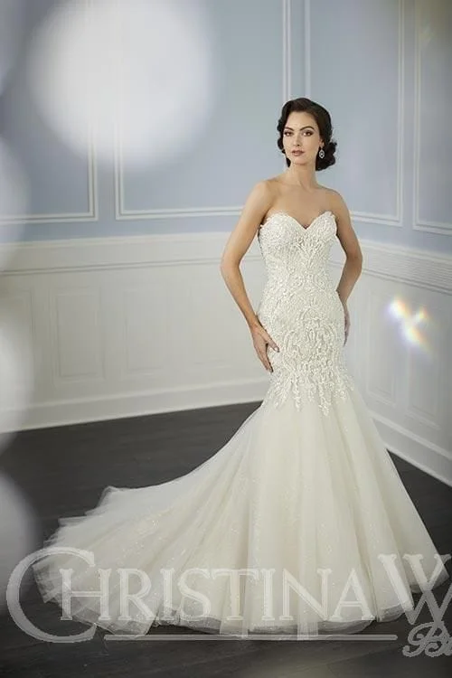 Hurry, Sale Ends Soon!House of Wu 15704 - Size 18