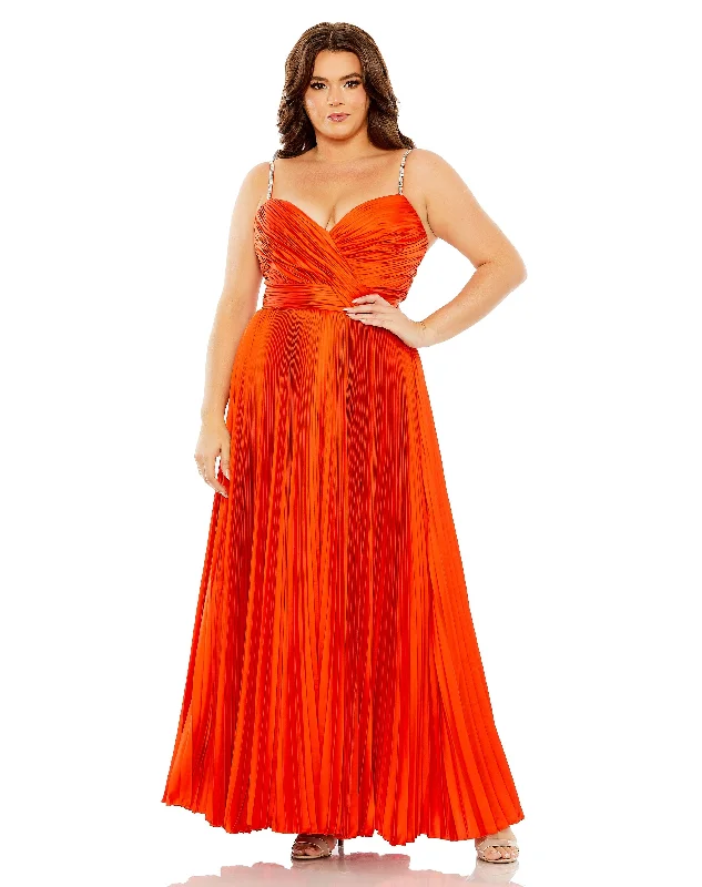 Only a Few Left – Order Now!Mac Duggal 77008 Fabulouss Prom Long Plus Size Dress