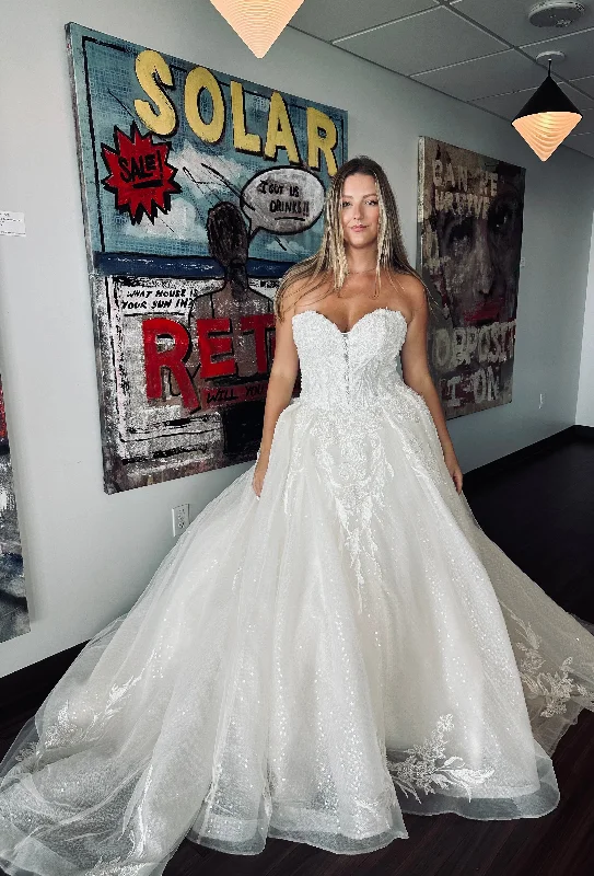 Bigger Savings, Better Shopping!Maggie Sottero 20SV709