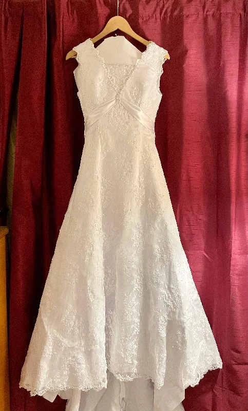 Get More, Spend Less – Shop Now!Maggie Sottero Grace Kelly/J135