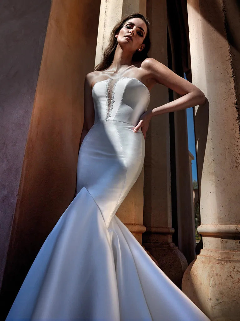 Huge Price Cuts Await!Pronovias TASMAN