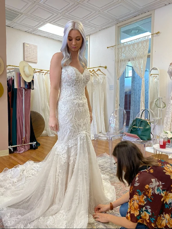 Today Only – Don’t Miss It!Sophia Tolli Clarissa/Y12033