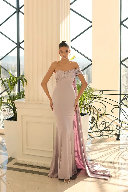 One Day Only – Huge Savings!Nicoletta NC1065