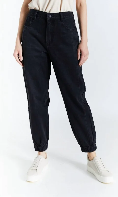 Hurry, Sale Ends Soon!The Coco Jogger In Black