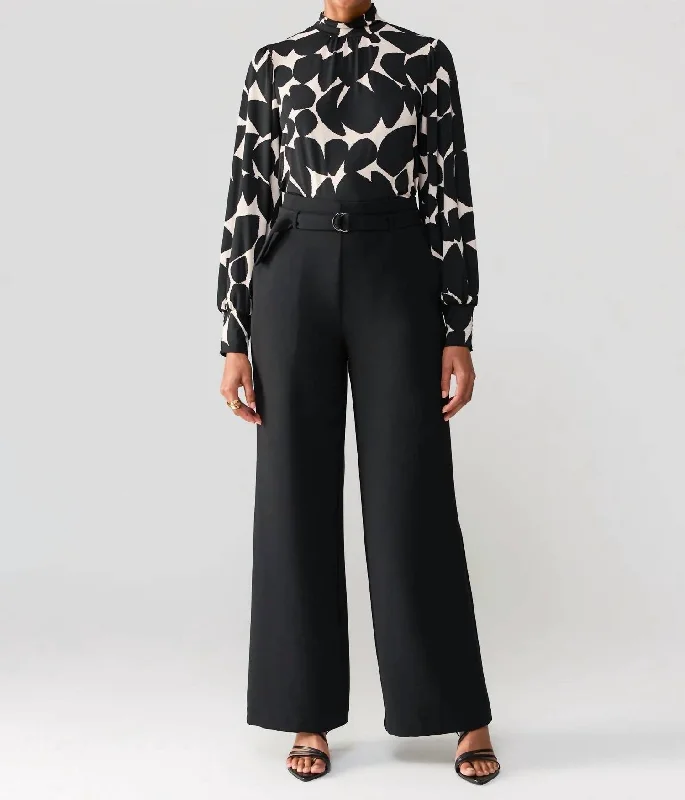 Hot Deals You Can’t Resist!Upright Trouser In Black