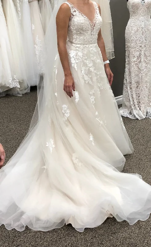 Price Drop Alert!Adrianna Papell Brielle