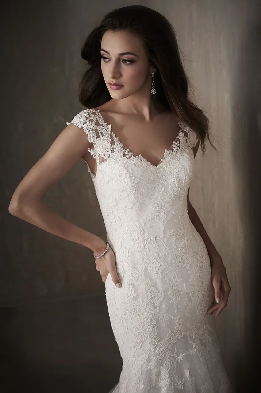 Shop Smart, Save Big!Adrianna Papell Sophia