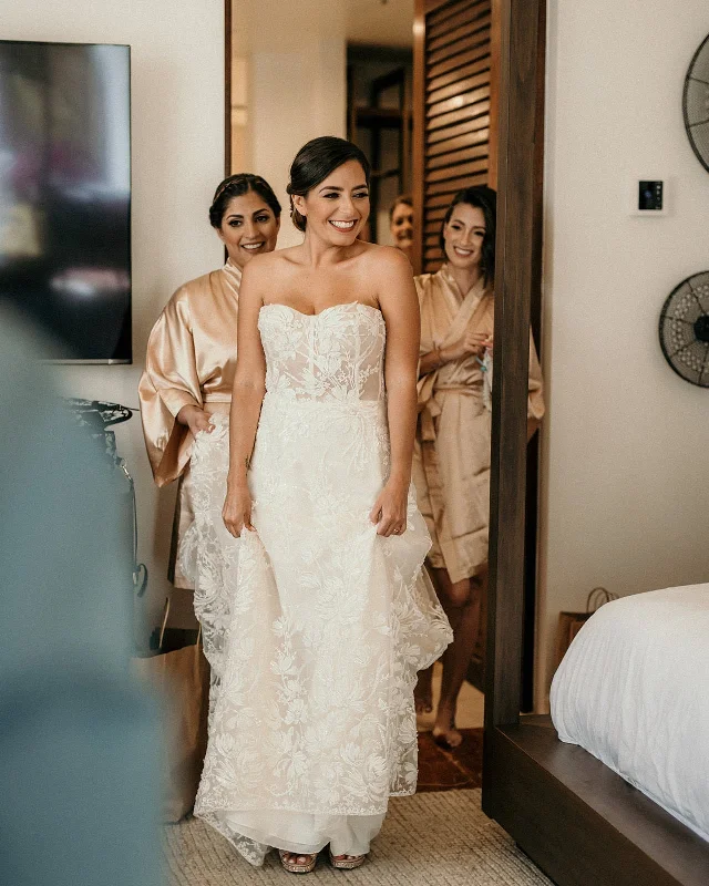 Your Shopping Wish, Our Discount Command!Alena Leena Bridal Peony