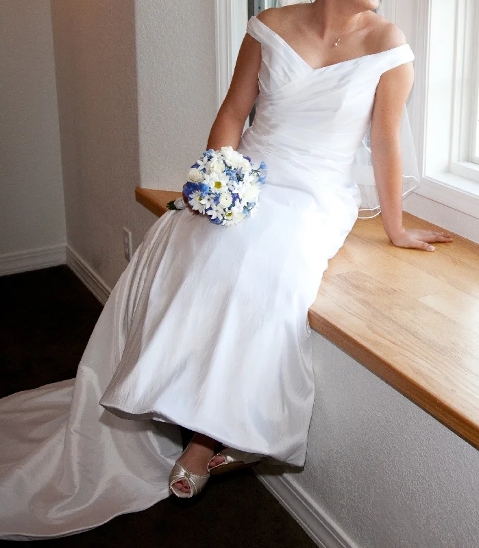 Buy More, Pay Less!Alfred Angelo 1148