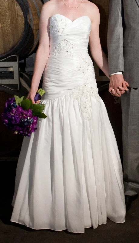 Score Big Savings Today!Alfred Angelo 2169