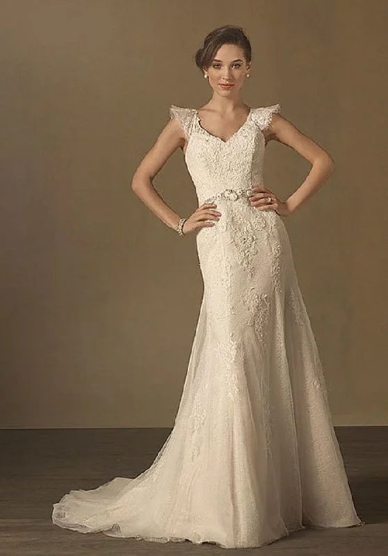 Get It Before It’s Gone!Alfred Angelo 2437