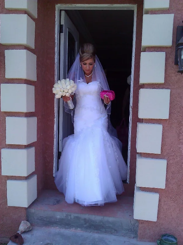 Your Best Deals Are Here!Alfred Angelo Asymmetric Gown