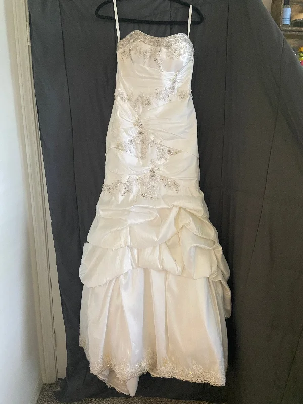 Unmissable Offers Await!Alfred Angelo Disney Fairytale Weddings Ariel 201
