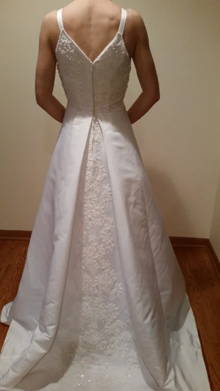 Enjoy Huge Discounts Now!Alfred Angelo Satin