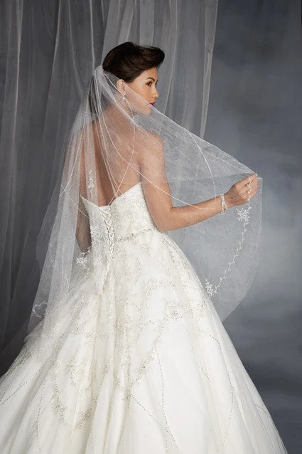 Hot Deals You Can’t Resist!Alfred Angelo Tiana's Fairy Tale