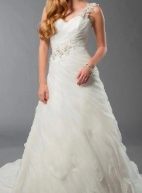 Exclusive Deals Just for You!Alfred Sung 6898