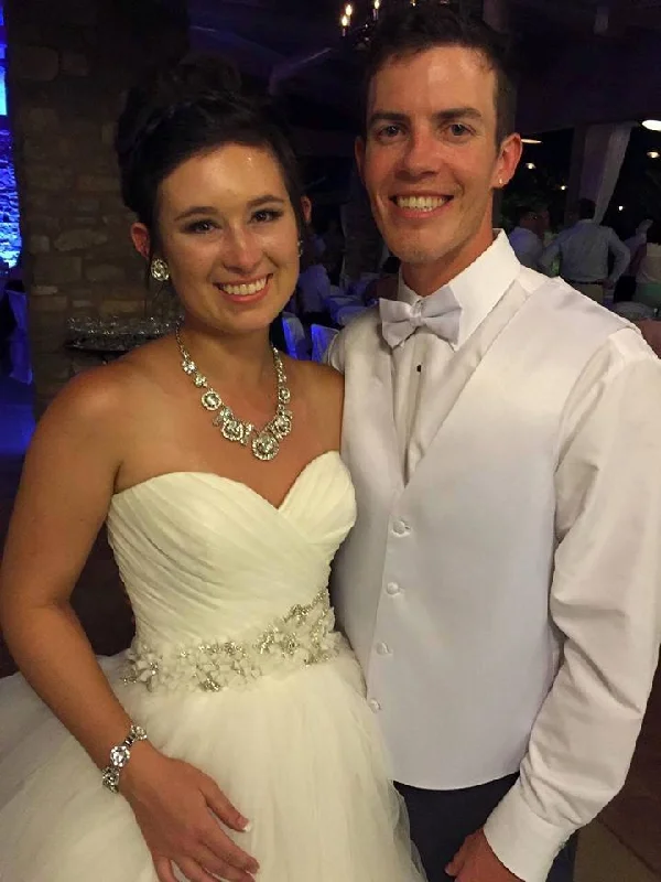 Don’t Wait – Deals Won’t Last!Allure Bridals 2607