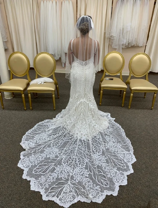 Biggest Sale of the Season!Allure Bridals C530