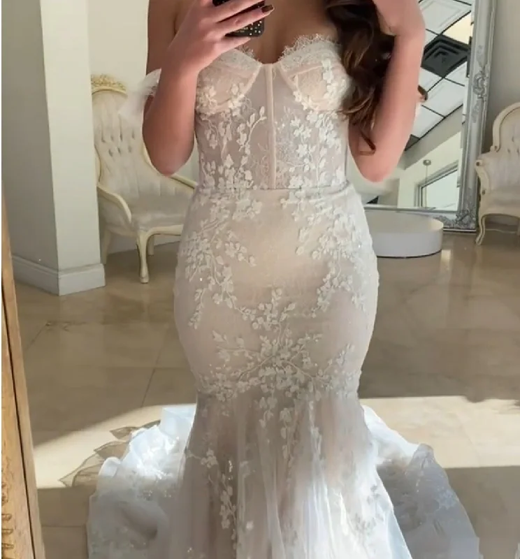 Best Price of the Season!Allure Bridals Cilka E166