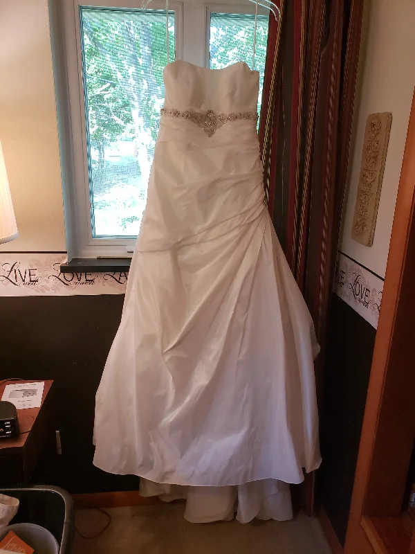 Shop Now and Save!Allure Bridals Exclusive