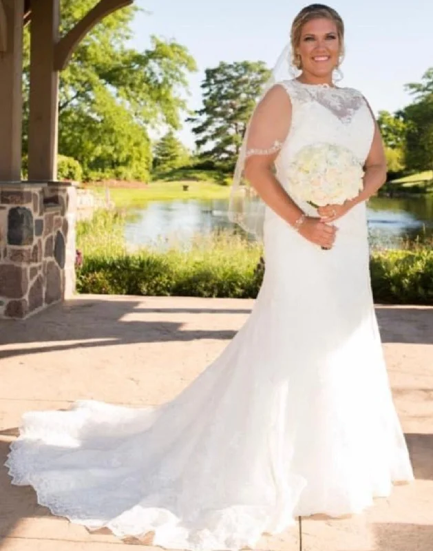 New Discounts Just Dropped!Other Beautiful Sleeveless Lace Fit and Flare Wedding Dress