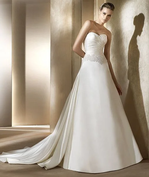 Exclusive Deals Just for You!Pronovias 6222