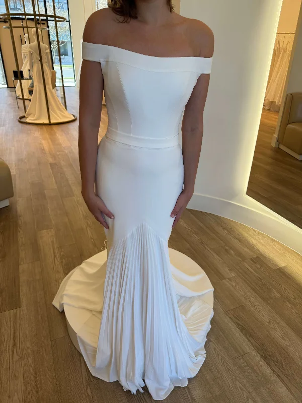 Hot Deals You Can’t Resist!Suzanne Neville Nouveau