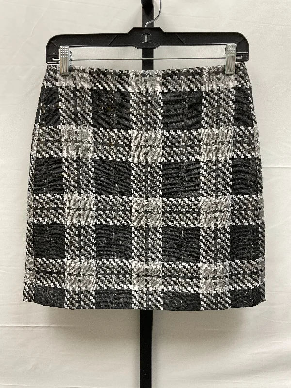 New Discounts Just Dropped!Black & Grey Skirt Mini & Short Loft, Size 2petite