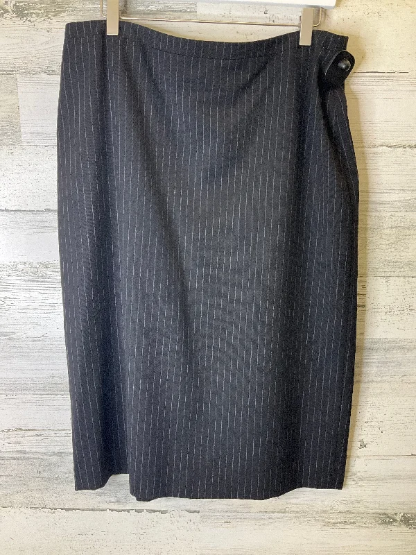 Save More with Every Purchase!Black Skirt Midi Banana Republic, Size 14