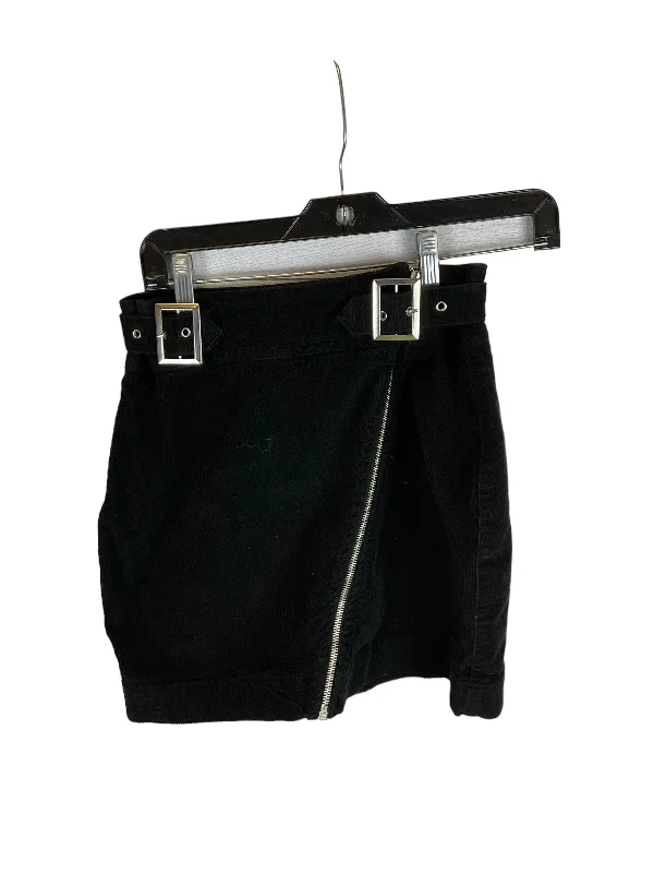 Every Deal is a Steal!Black Skirt Mini & Short Urban Outfitters, Size S
