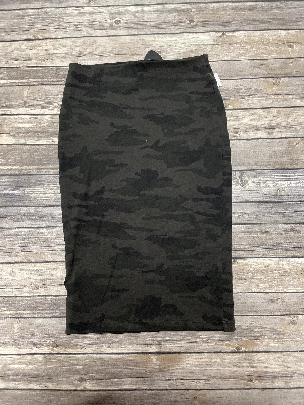 Score Big Savings Today!Camouflage Print Skirt Midi Sanctuary, Size S