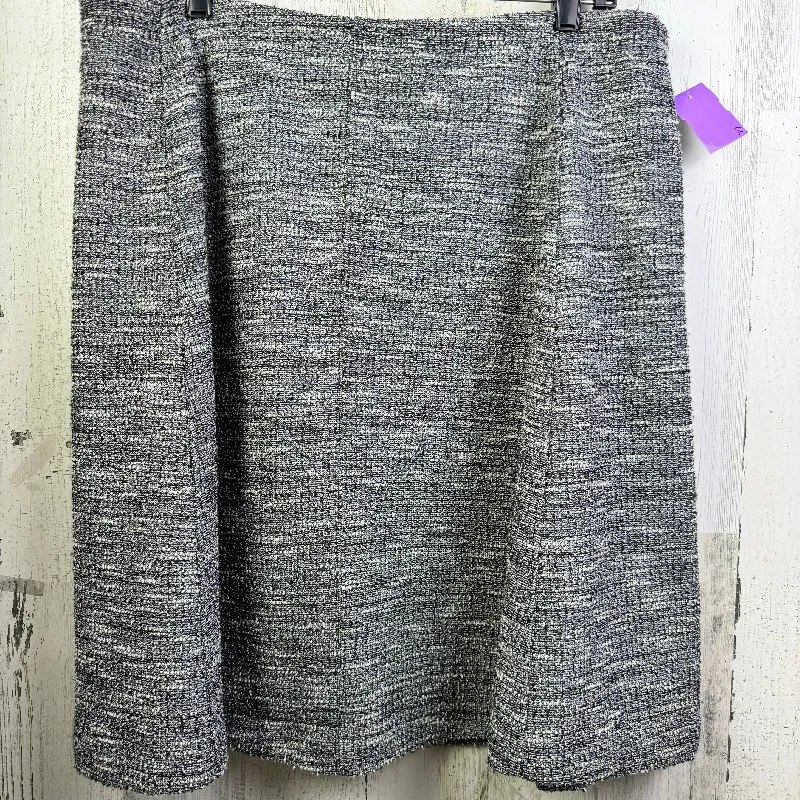 Find Your Perfect Deal Today!Grey Skirt Mini & Short Talbots, Size 16