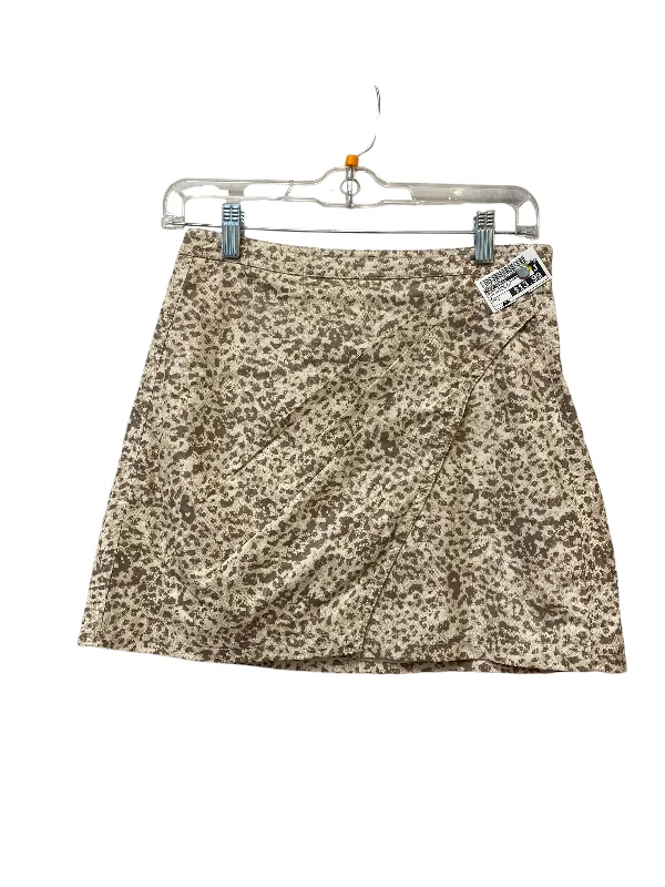 Exclusive Savings This Week!Skirt Mini & Short By Free People In Snakeskin Print, Size: 2