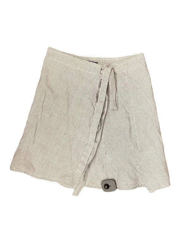 Special Offer – Act Fast!Striped Pattern Skirt Mini & Short Brandy Melville, Size Xs