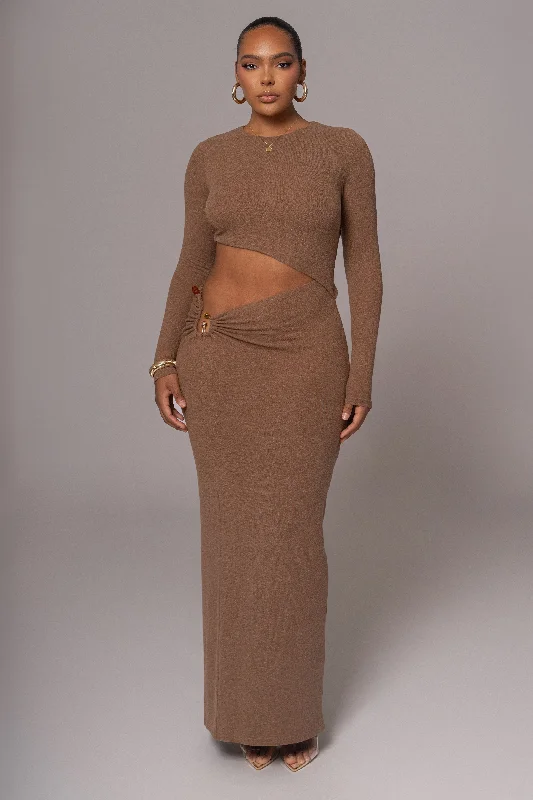 Shop the Hottest Deals!Chocolate Summer Romance Cutout Dress