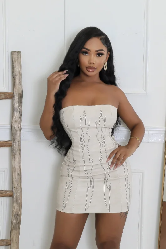 Save Up to 50% Off!Retail Therapy Dress